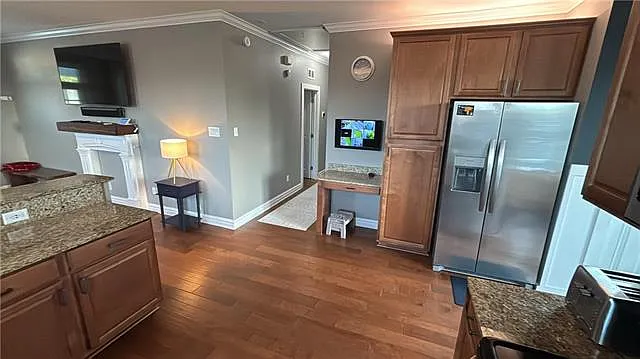 6079 Saint Anthony Ave — Photo 5