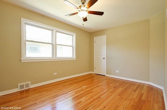 5th image of 8300 Hamlin Ave #0