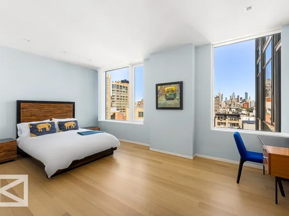 350 West Broadway image 20 of 29