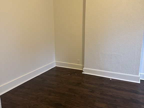2nd image of 1917 Truitt Ave APT 3