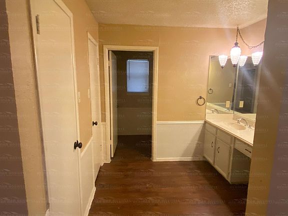 2nd image of 2306 Smokerise Dr