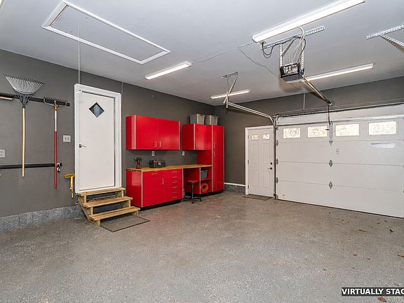 3rd image of 1013 Yuma Ave