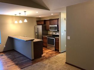 1207 4th St SW, Cedar Rapids, IA 52404