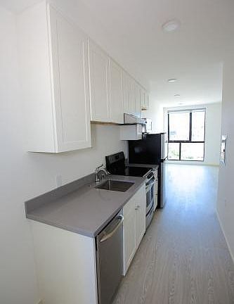 3rd image of 1335 Folsom St #201