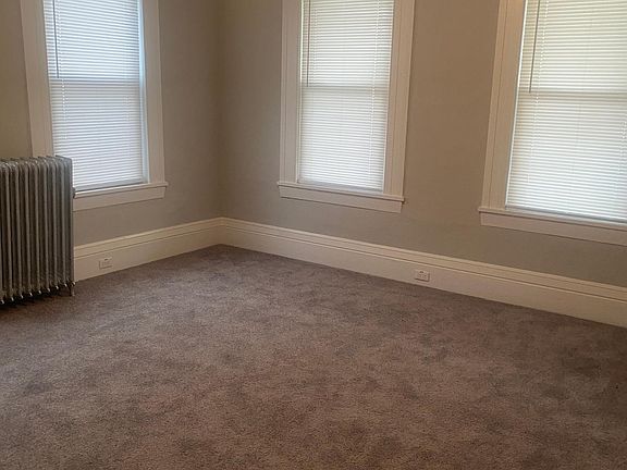 Large Master bedroom 2