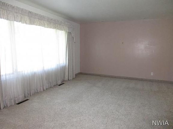 4th image of 3624 Pawnee Pl
