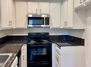 Chapman Woods, Placentia, CA 92870