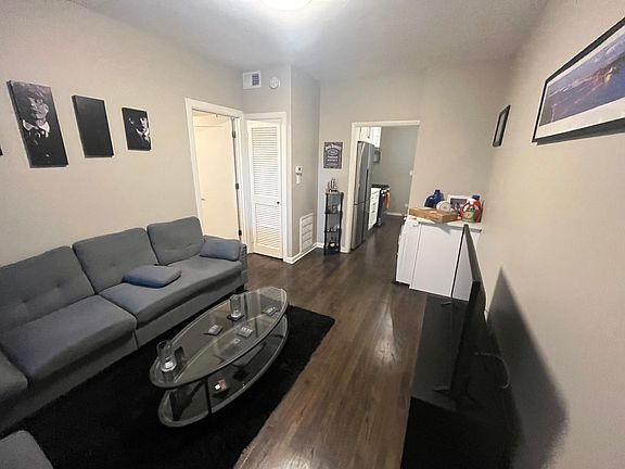 2nd image of 1314 W Schubert Ave APT 2F
