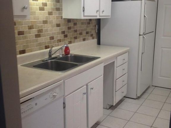 3rd image of 63 Brasilia Ct