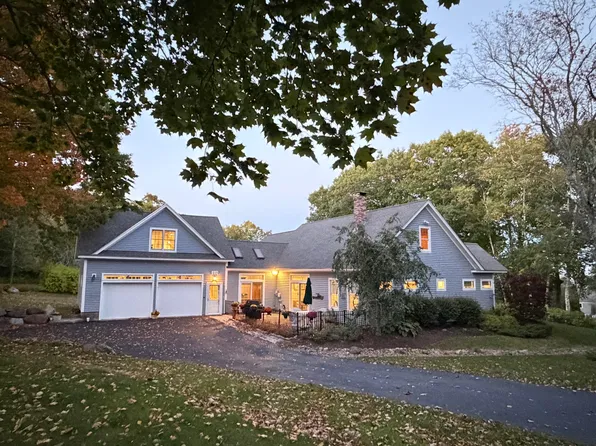 10 Eastward #10, Rockport, ME 04856