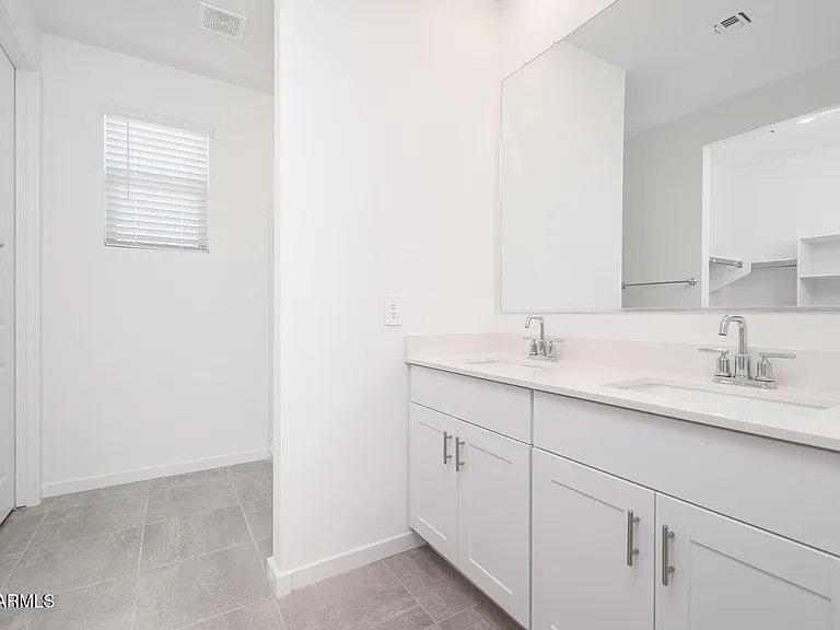 17305 W Sanna St — Photo 19