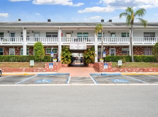 4746 Azalea Dr APT 103, New Port Richey, FL 34652