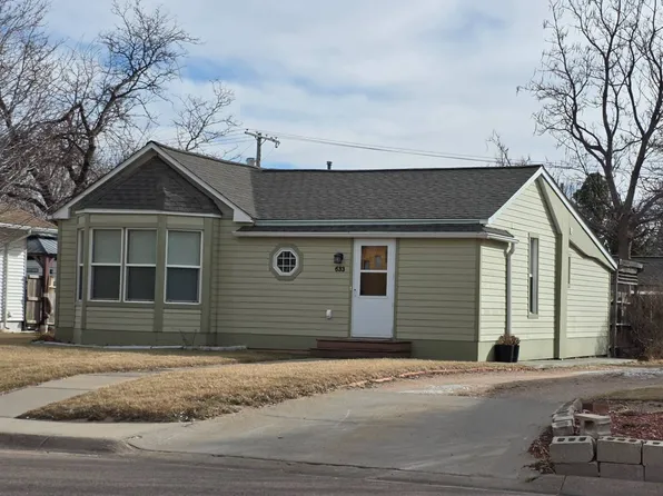 633 5th St, Chappell, NE 69129