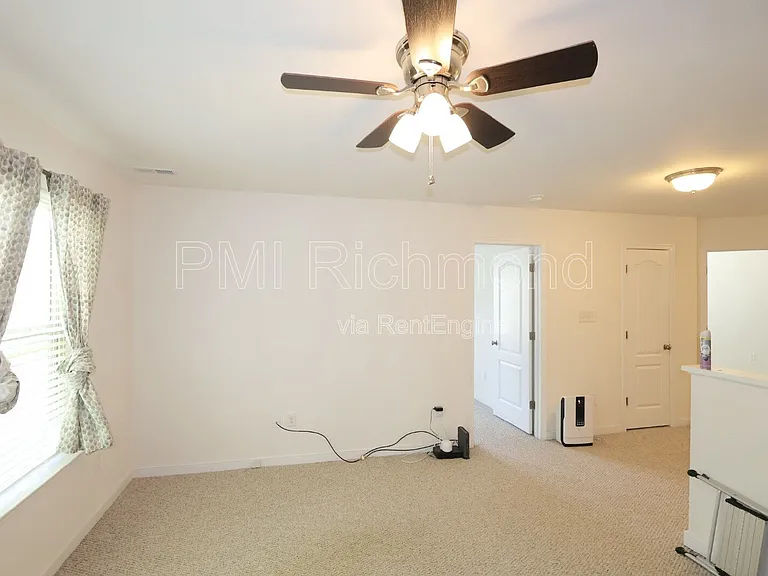 14106 Shallow Creek Ln — Photo 24