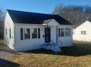 1006 E 9th St, Columbia, TN 38401