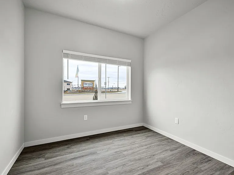 308 Isaiah Way — Photo 6