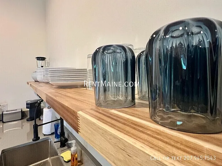 113 N Lancey St #202 — Photo 8