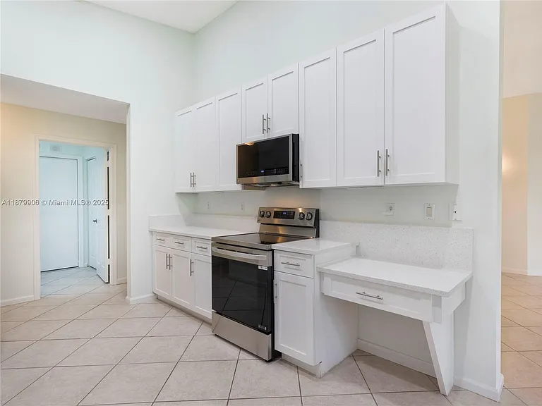2549 Egret Lake Dr — Photo 24