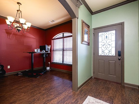 5th image of 1204 Oxford Ave