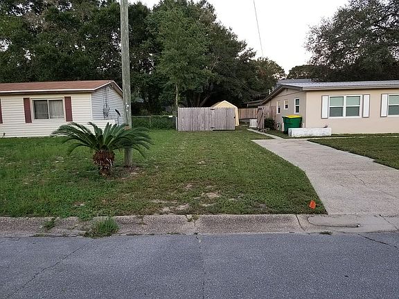 2nd image of 340 Avon Ln