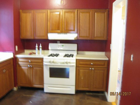 2nd image of 82 City Blvd #First