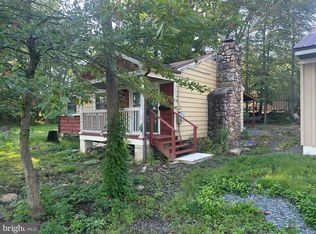 33 Old Berwick Rd, Drums, PA 18222