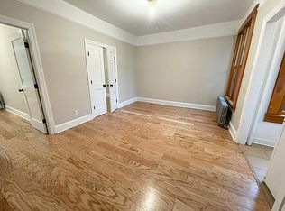 24-07 19th St #2A, Astoria, NY 11102