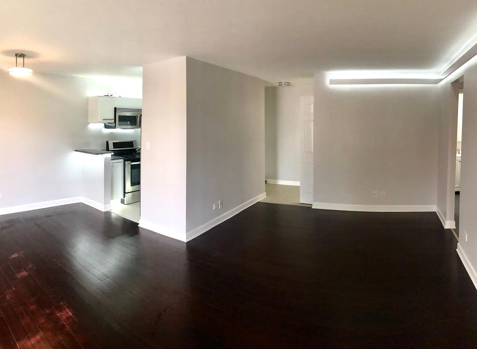 2 bed, 1200 sqft, $1,600 — Photo 3