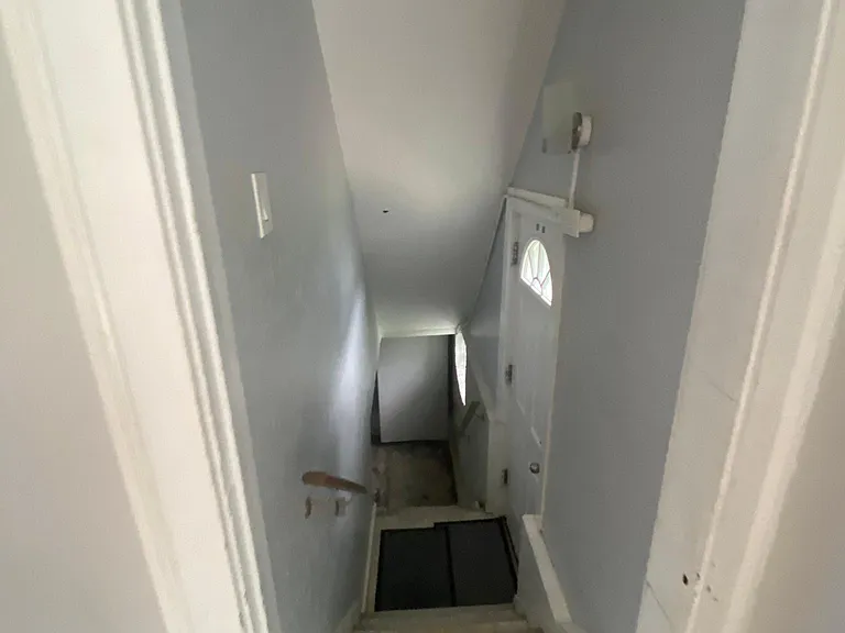 16917 Larchwood Ave — Photo 71