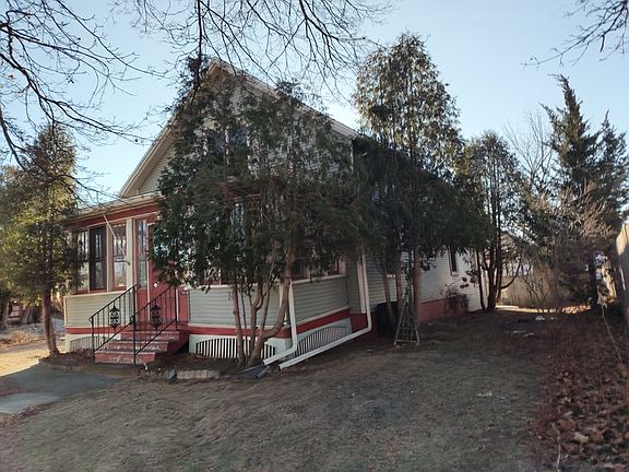 2nd image of 401 Cleveland Ave