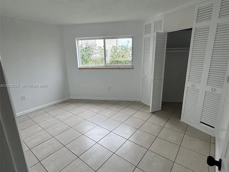 1643 NE Miami Gardens Dr #121 — Photo 7