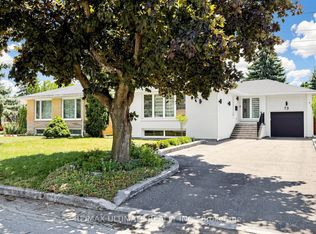 73 Bowerbank Dr, Toronto, ON M2M1Z9