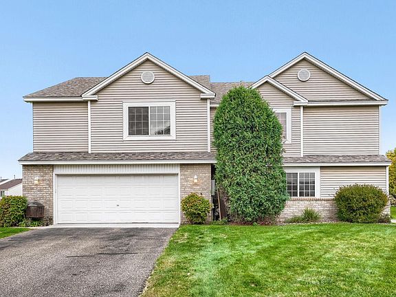 5th image of 15663 Finch Ave