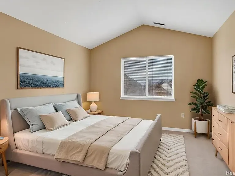 848 Brandon Ave — Photo 14