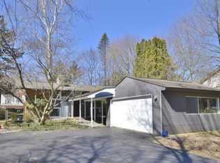 7160 Wing Lake Rd, Bloomfield Hills, MI 48301