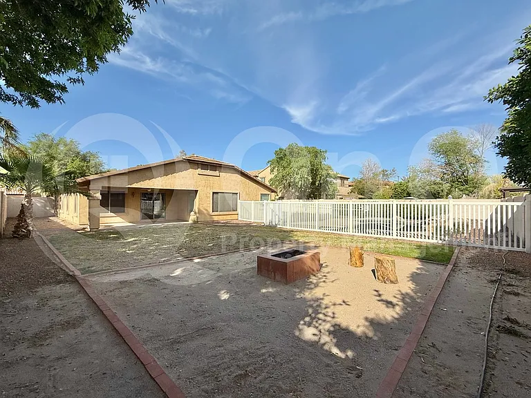 4631 E Buckboard Ct — Photo 28