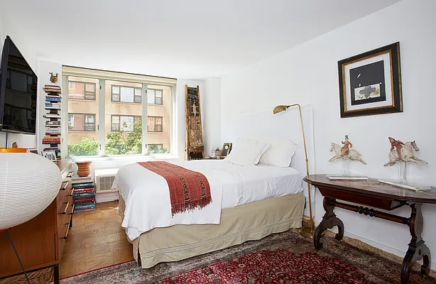 Rented by Brown Harris Stevens | media 5