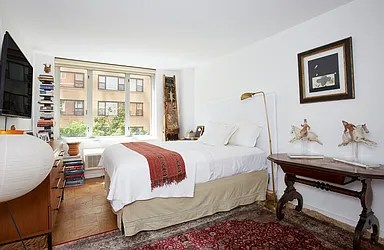 Rented by Brown Harris Stevens