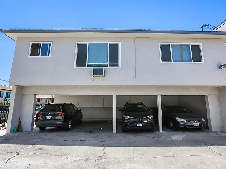 451 Normandie Pl #3 — Photo 16