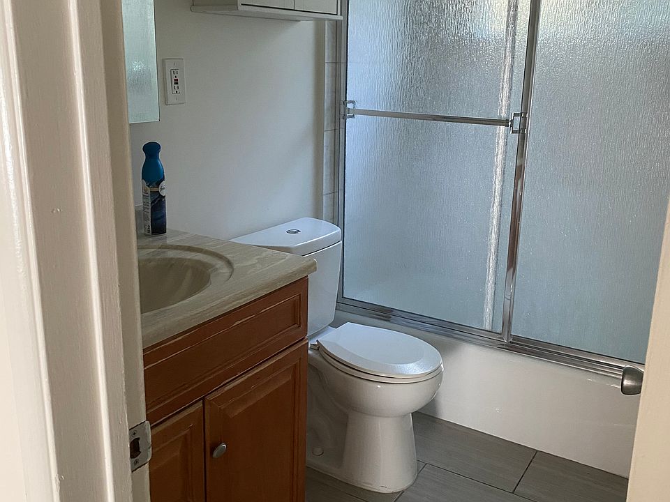 1st image of 1807 N Edgemont St #3