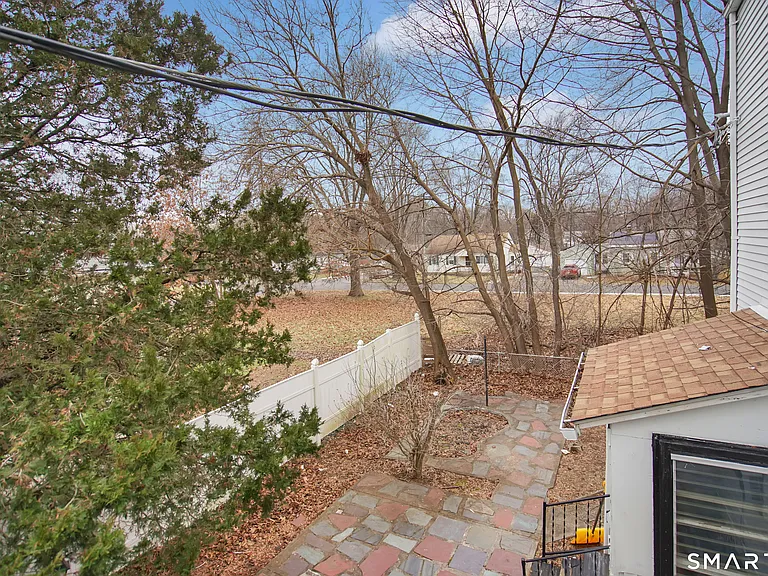 31 Tyler Ave #2 — Photo 29