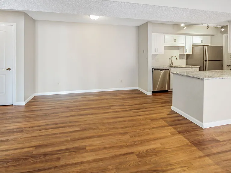 324 Shirley Ridge Dr — Photo 9