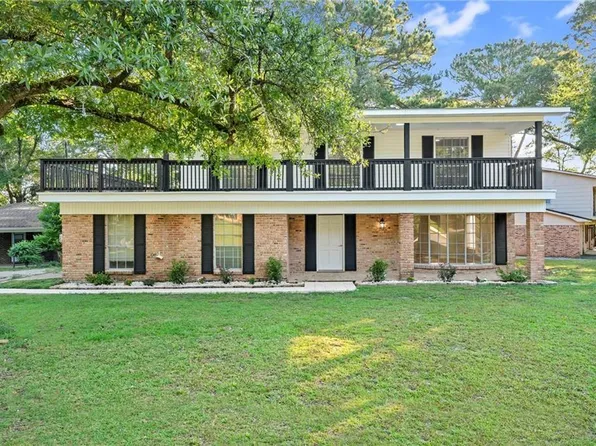 725 Brannan Dr W, Mobile, AL 36693