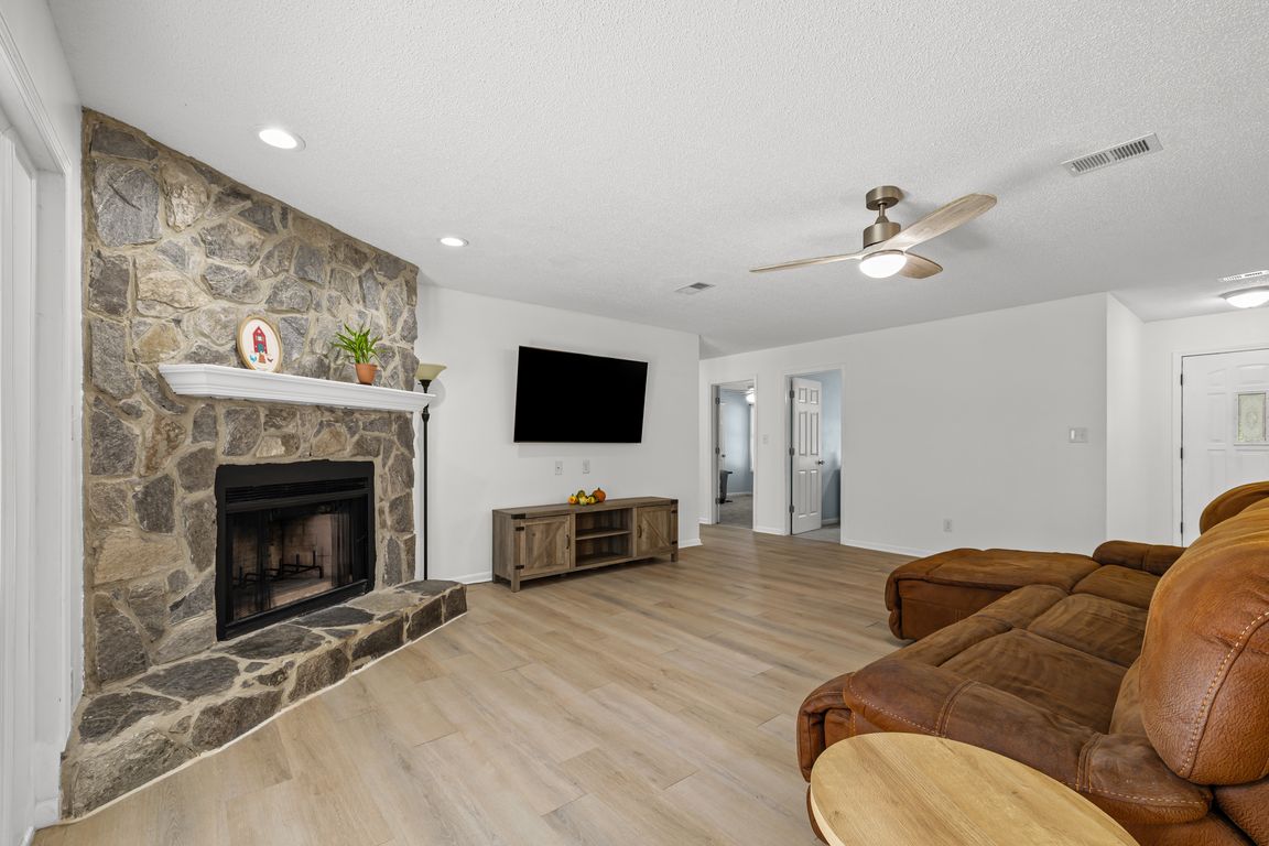 next background image