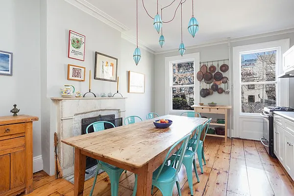 Rented by Stribling | media 7