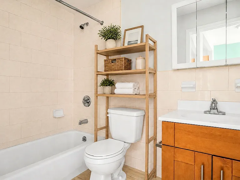 202 Withers St #2 — Photo 6