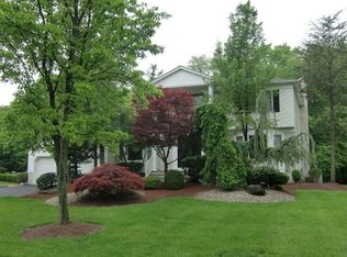 42 Heather Dr, Manalapan, NJ 07726
