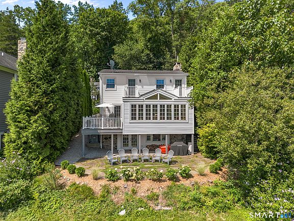 2nd image of 13 Candlewood Knolls Road