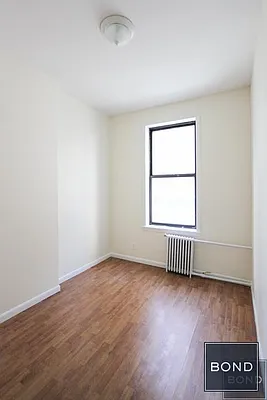 Rented by Bond New York | media 12