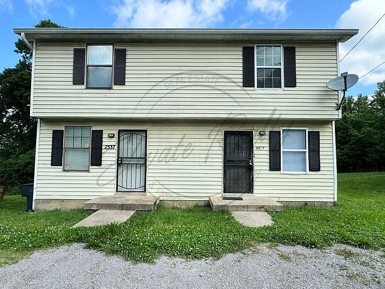 2539 Highland Trace Dr — Photo 2